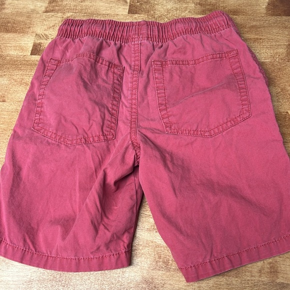 Cat & Jack Vintage Washed Red Shorts Boys size (6-7), GUC - Picture 2 of 3